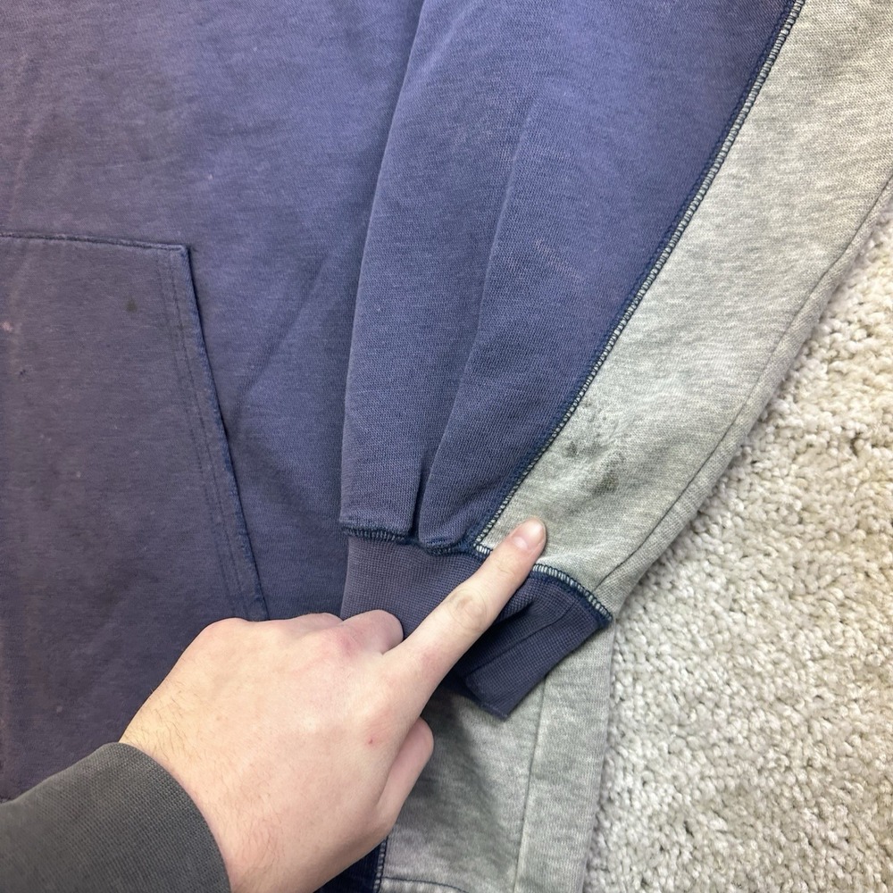 New England Patriots Pullover Hoodie Size Large Vintage Logo NFL - Picture 4 of 9